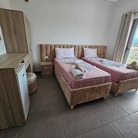 Hotel Irini Sarandë Eksteriør bilde