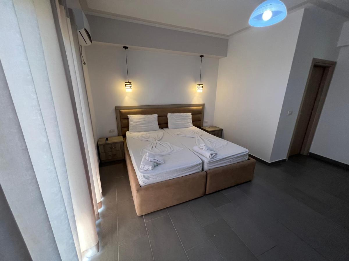 Hotel Irini Sarandë Eksteriør bilde