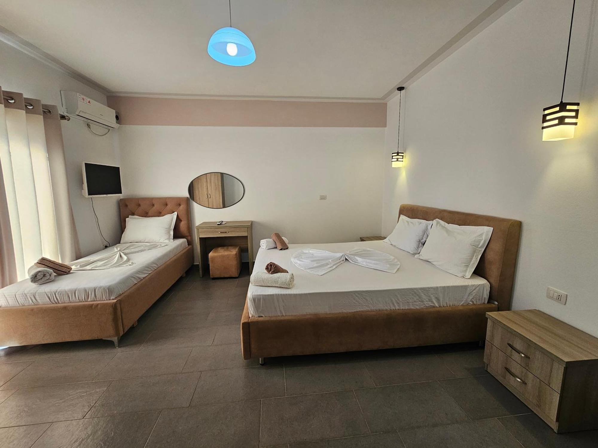 Hotel Irini Sarandë Eksteriør bilde
