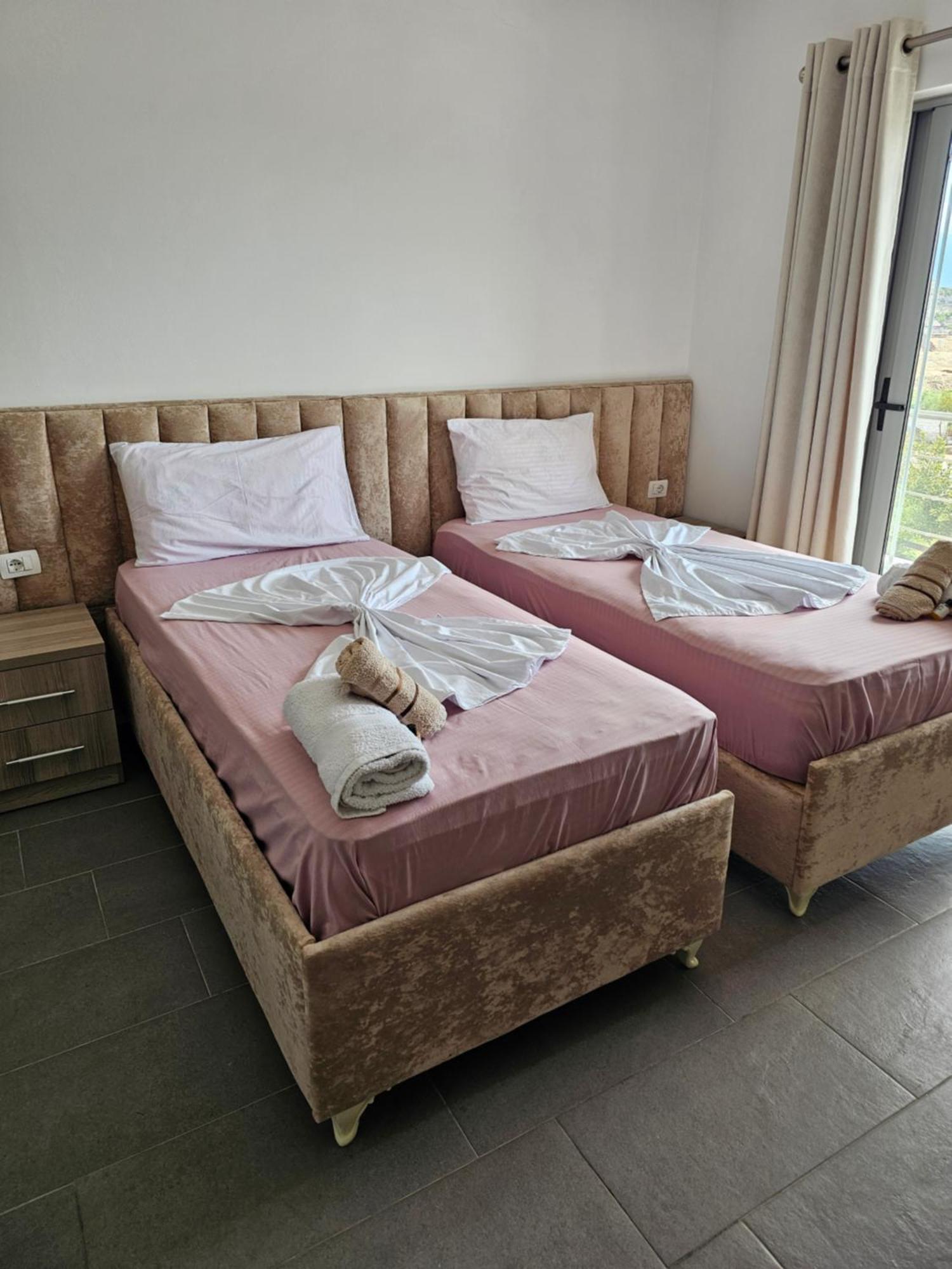 Hotel Irini Sarandë Eksteriør bilde
