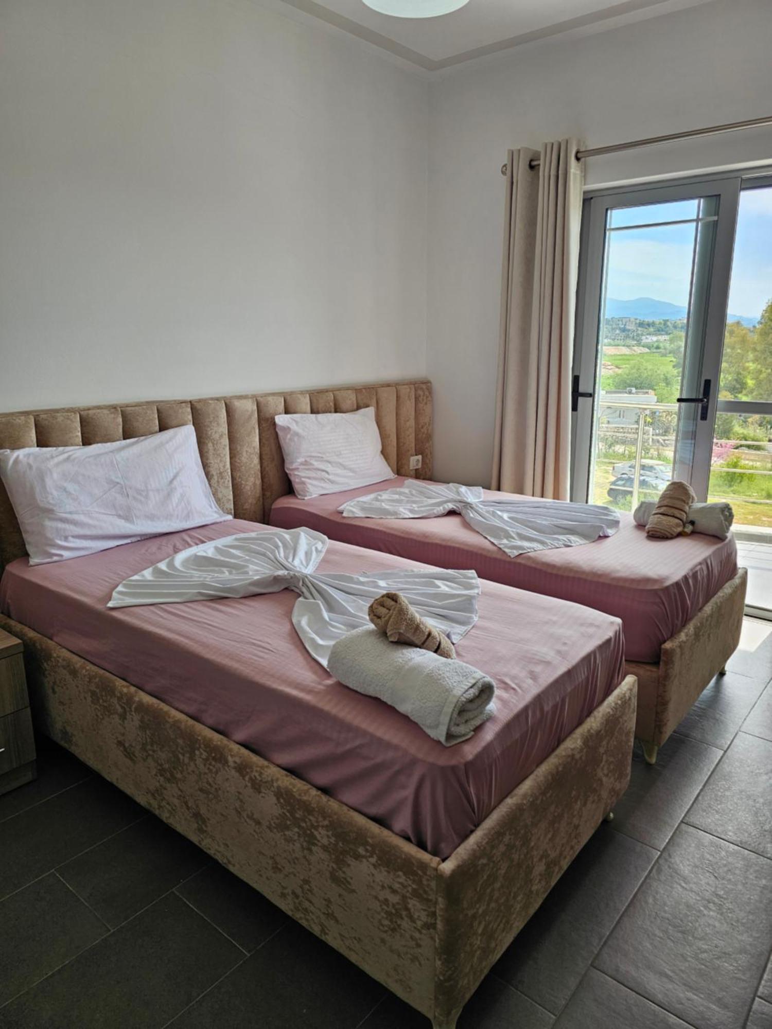Hotel Irini Sarandë Eksteriør bilde