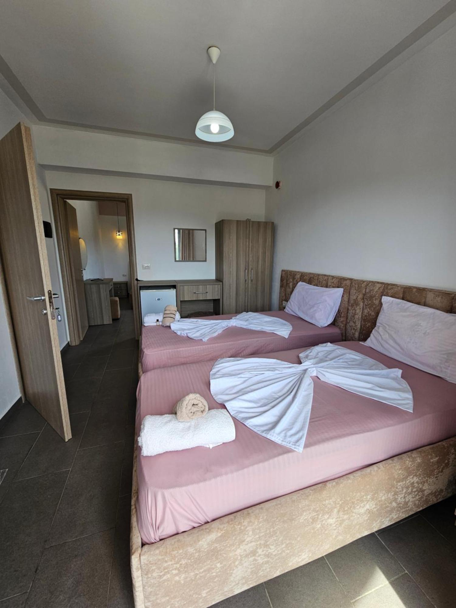 Hotel Irini Sarandë Eksteriør bilde