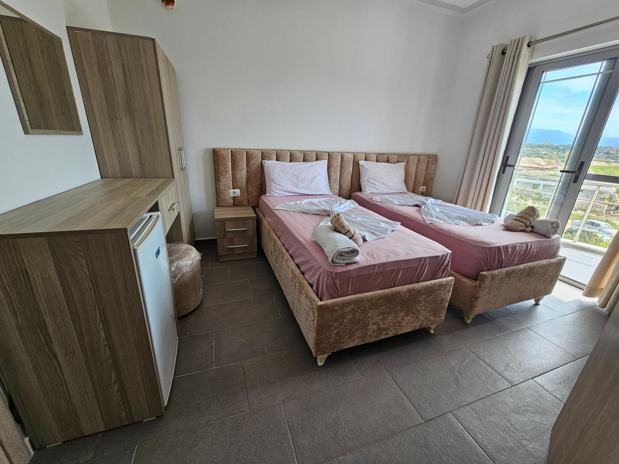 Hotel Irini Sarandë Eksteriør bilde