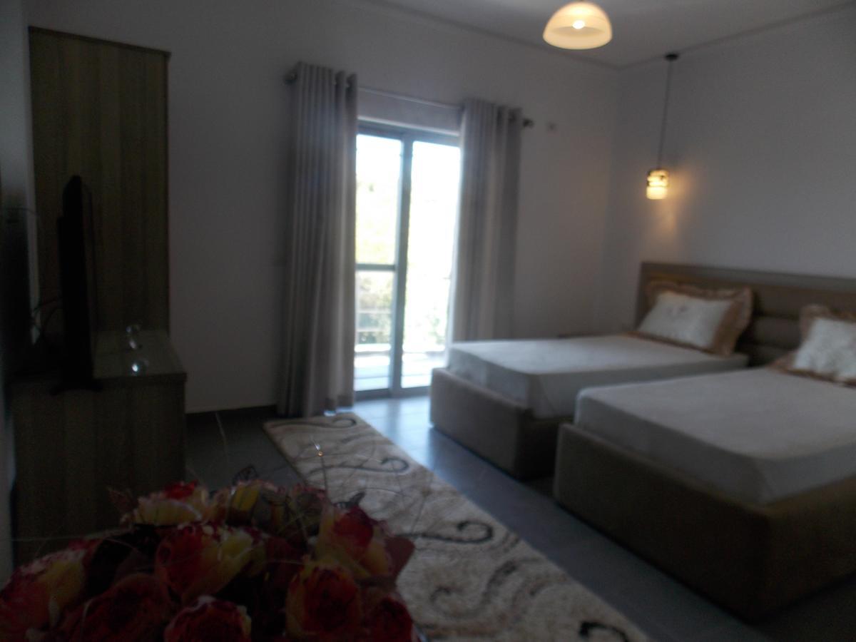 Hotel Irini Sarandë Eksteriør bilde